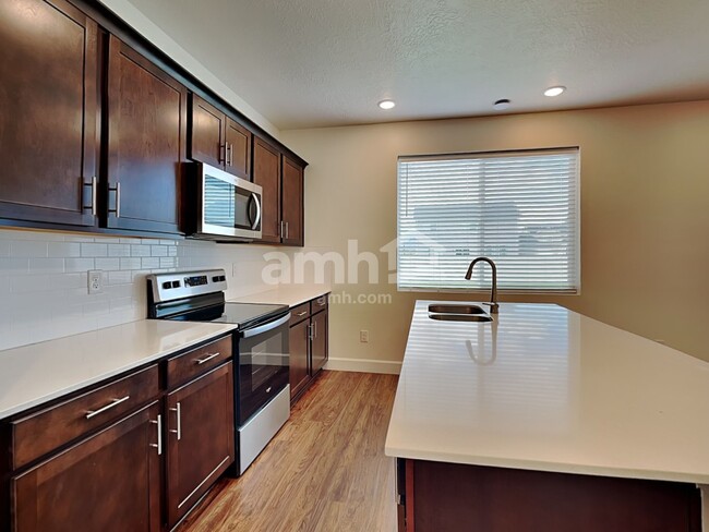 Photo - 191 Allen Ln