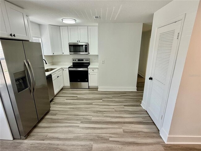 Photo - 7210 N Manhattan Ave Unidad 2321