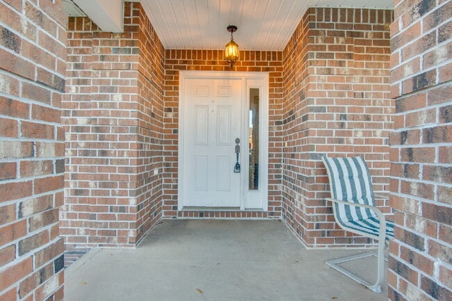 Photo - Energy-Efficient 3BR/2BA Solar Home in Pace with Screened Porch, Fenced Backyard, Updated Kitchen...