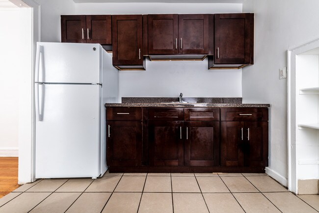 Photo - 7924 S Vernon