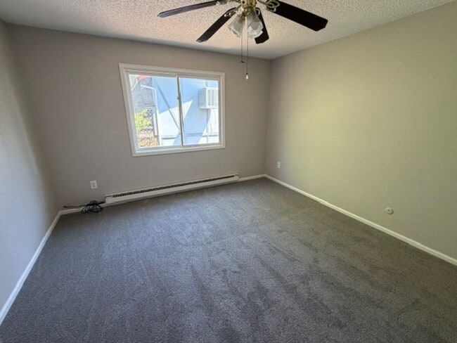 Photo - Mid Town 4 Bedroom!