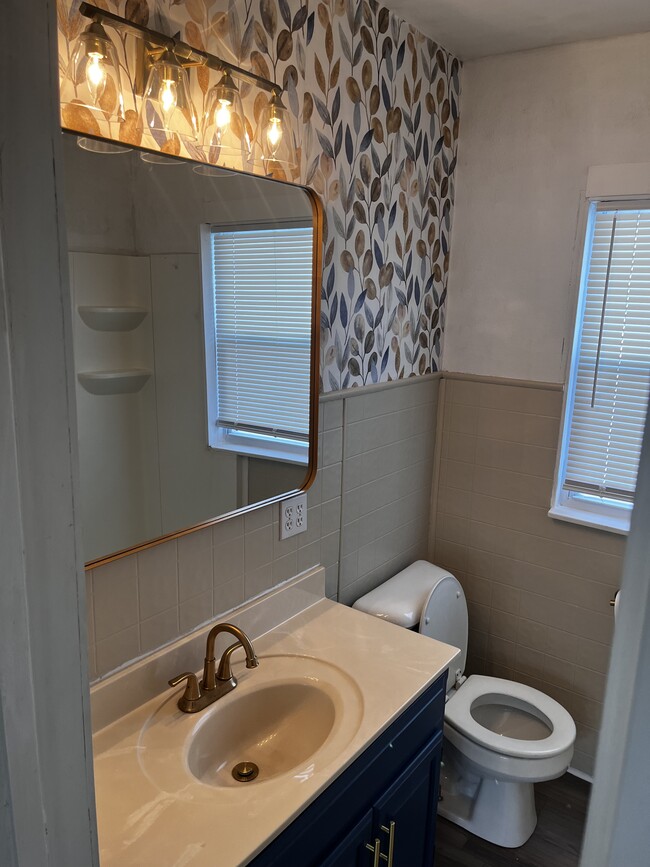 Photo - 727 Bellevue Ave