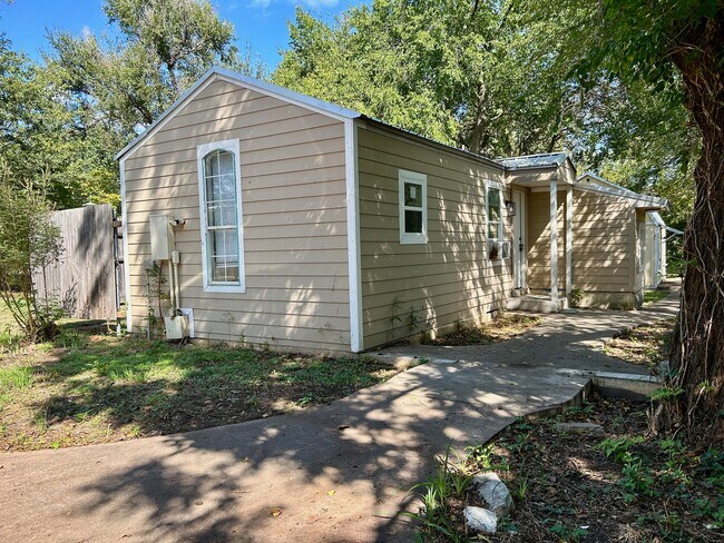 Photo - 1815 Oklahoma Ave