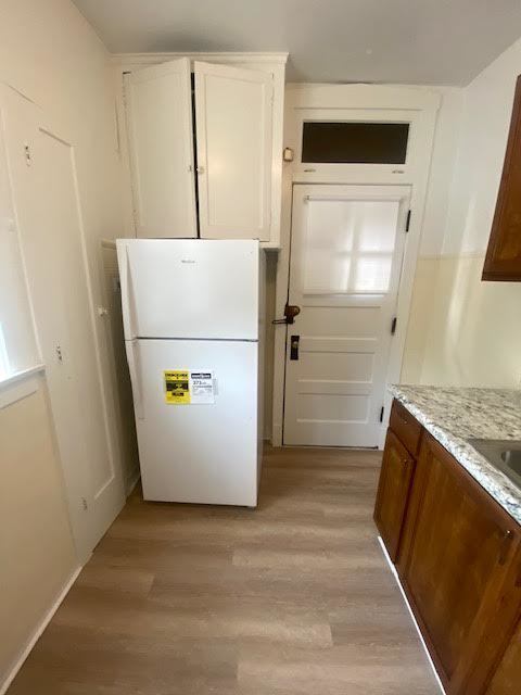 Photo - 2214 W Thome Ave