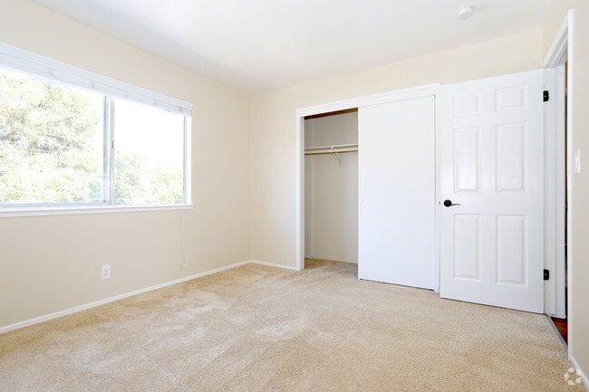 2BR, 2BA