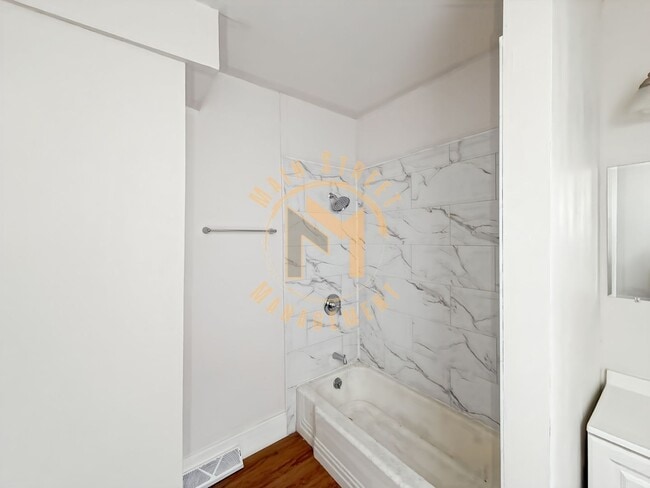 Photo - 1522 Main Ave Unidad 1524 (Lower)