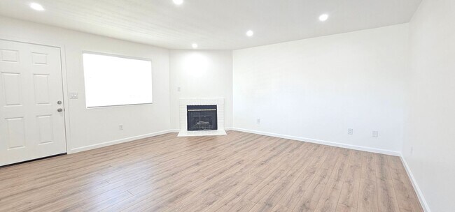 Photo - 809 Capehart Ct Unit #1