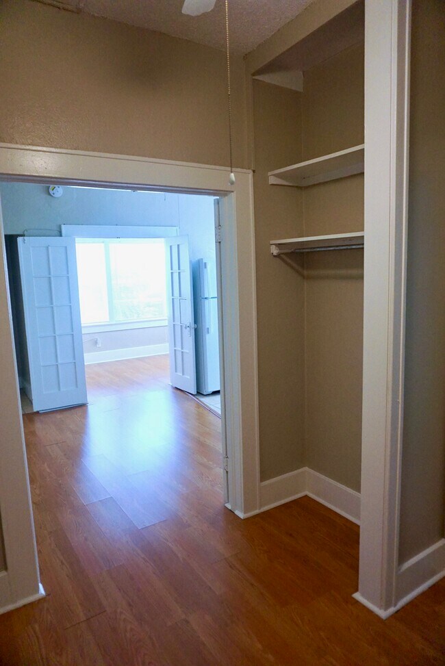 Apache Trail Apartments For Rent in Clearwater, FL