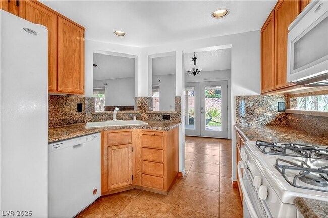 Photo - 935 Derringer Ln