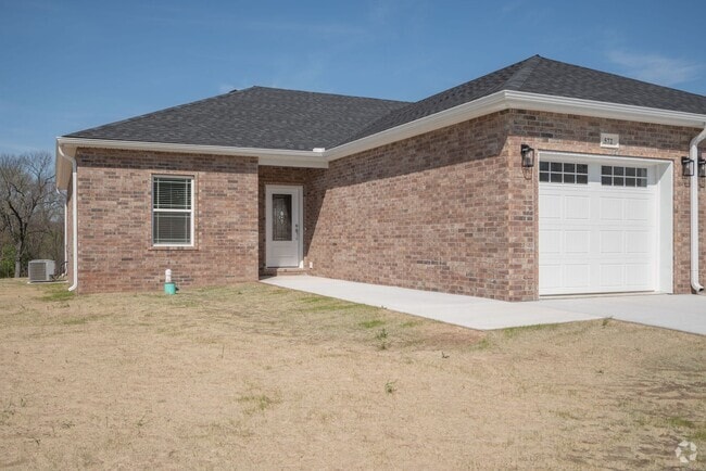 Building Photo - Brand New Neosho Unit now available for le... Rental