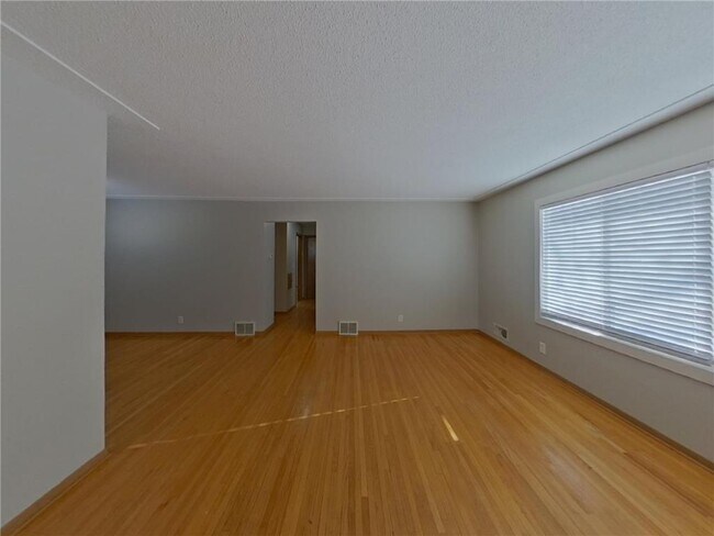 Photo - 2606 65th Ave N