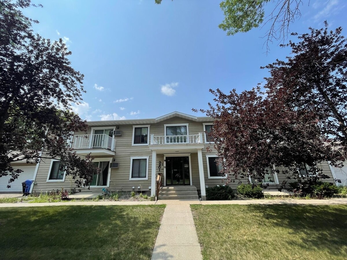 2 bed, 2 bath in South Fargo! - 2 bed, 2 bath in South Fargo! Rental