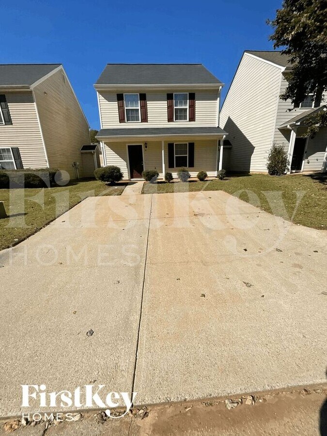 Photo - 311 Goldenrod Dr