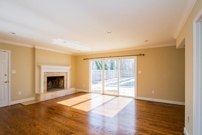 Photo - 13308 Fort Washington Rd