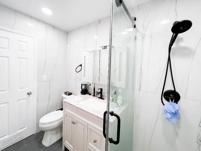 Photo - 5140 NE 3rd Ave Unit 2