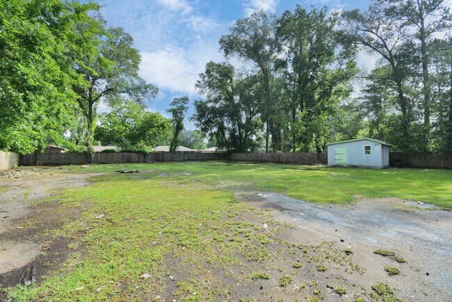 Photo - 9211 N Green River Dr Unit D