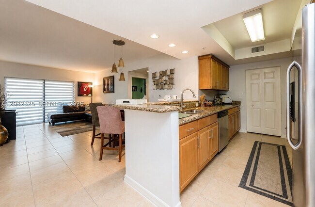 Photo - 3530 SW 22nd St Unit 714