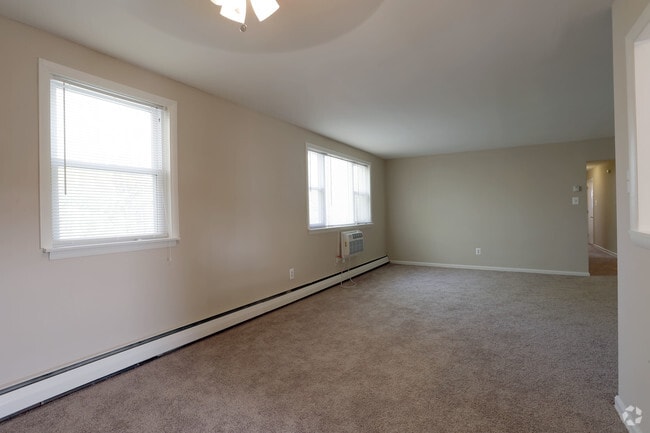 Photo - Brian Court Apartments