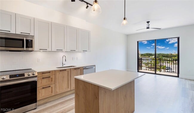 Photo - 22980 Vista Edera Cir Unit 4-414