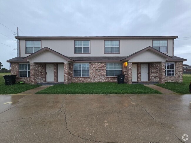 Building Photo - 2805 Kerrville Ct Unit 2805 Kerrville Court -  B Rental