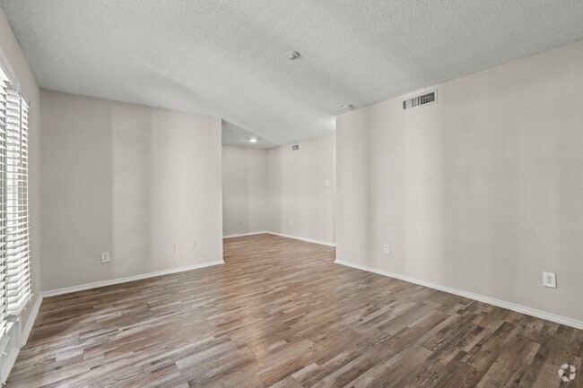 2BR, 1BA - 759 SF - Living Room - Mateo Apartment Homes