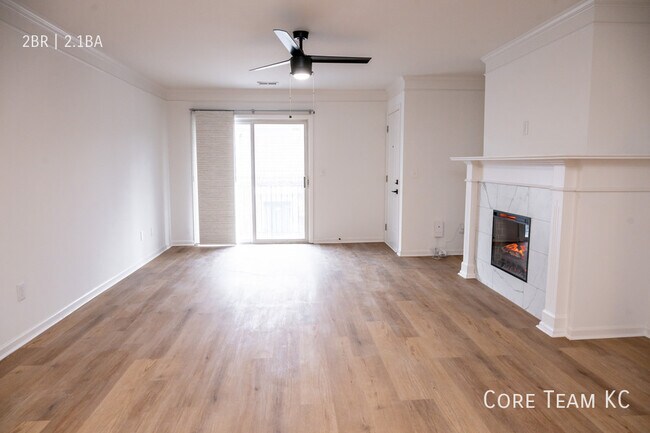 Photo - 128 E 29th St