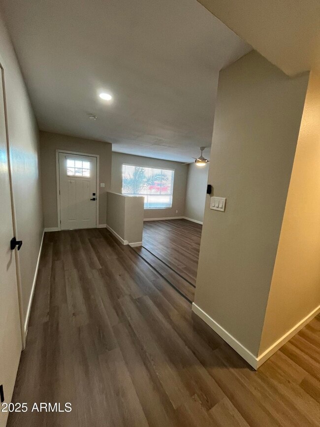 Photo - 10801 N 43rd Dr