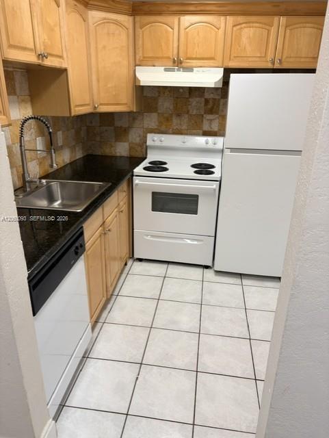 Photo - 2775 Taft St Unidad 305