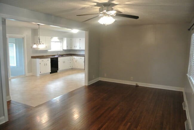 Photo - 455 S Taylor Ave