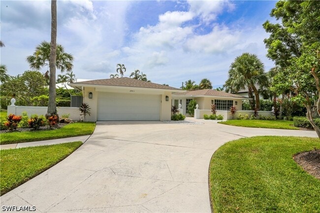 Photo - 2901 Crayton Rd