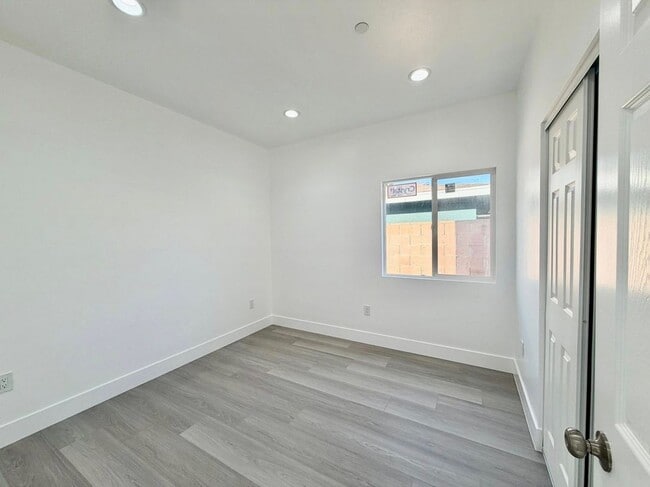 Photo - 11522 June St