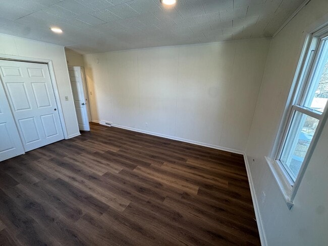 Photo - 622 E Locust St