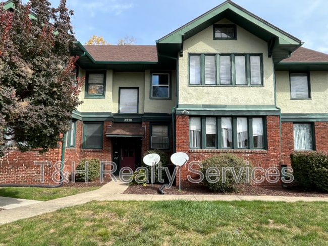 Building Photo - 3504 E Fall Creek Pkwy N Dr Unit Apt 4 3504-4