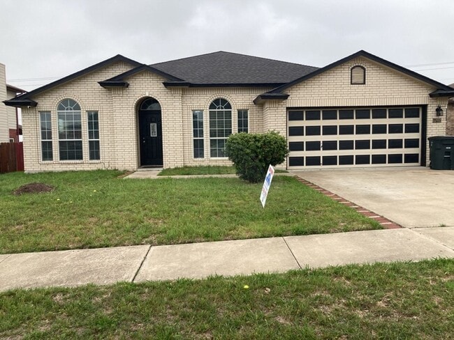 Photo - 5702 Shawn Dr House