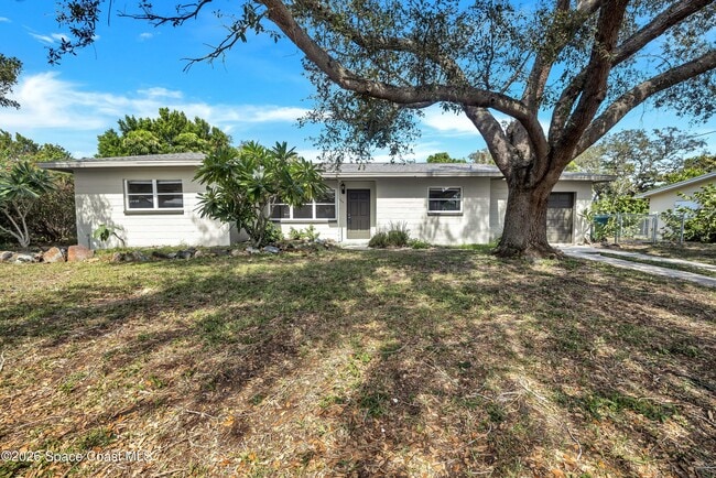Building Photo - 644 Nida Dr