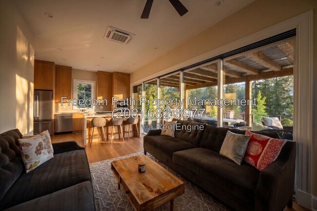 Photo - 149 Clearwater Ln