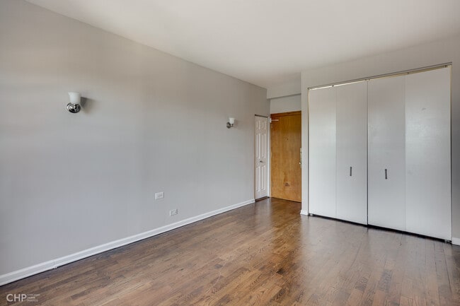 Photo - Sheridan Apartments