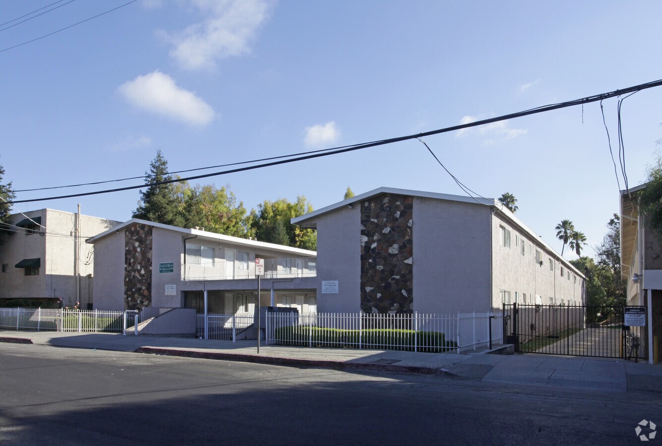 Photo - Creekside Garden Apartments