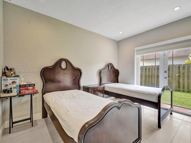 Photo - 9700 NW 33rd St