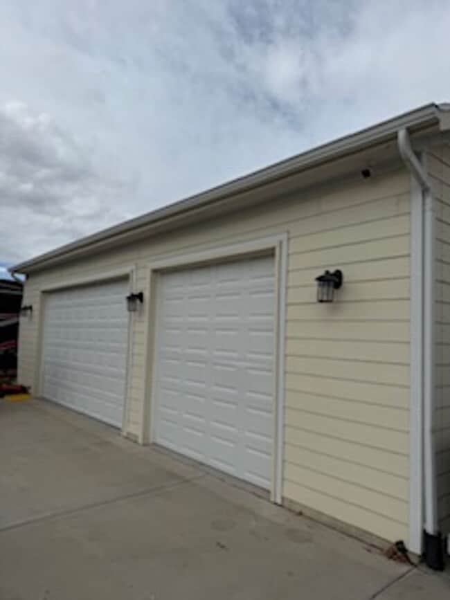 Photo - Gorgeous 6-bedroom, 4-bathroom in Charming Salem