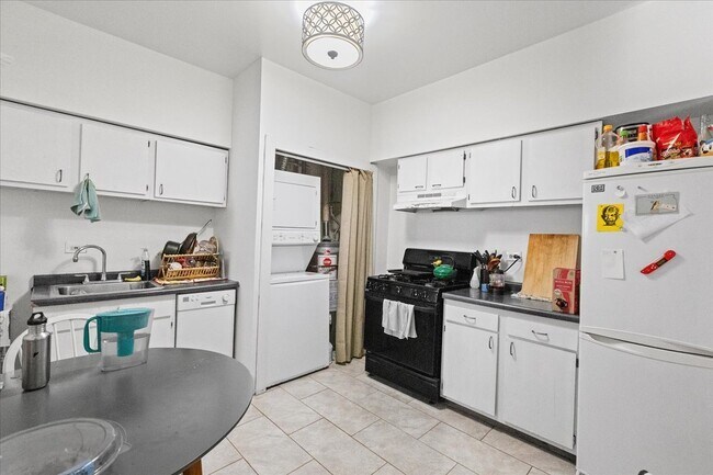 Photo - 4002 N Southport Ave Unidad 2