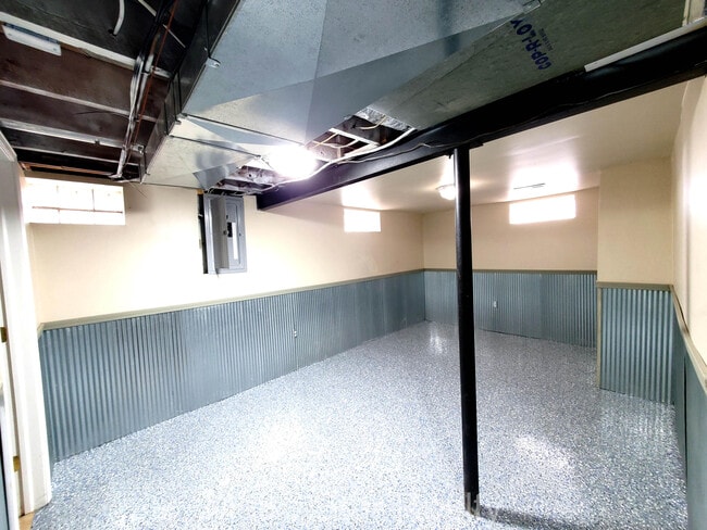 Photo - 315 N Minerva Ave