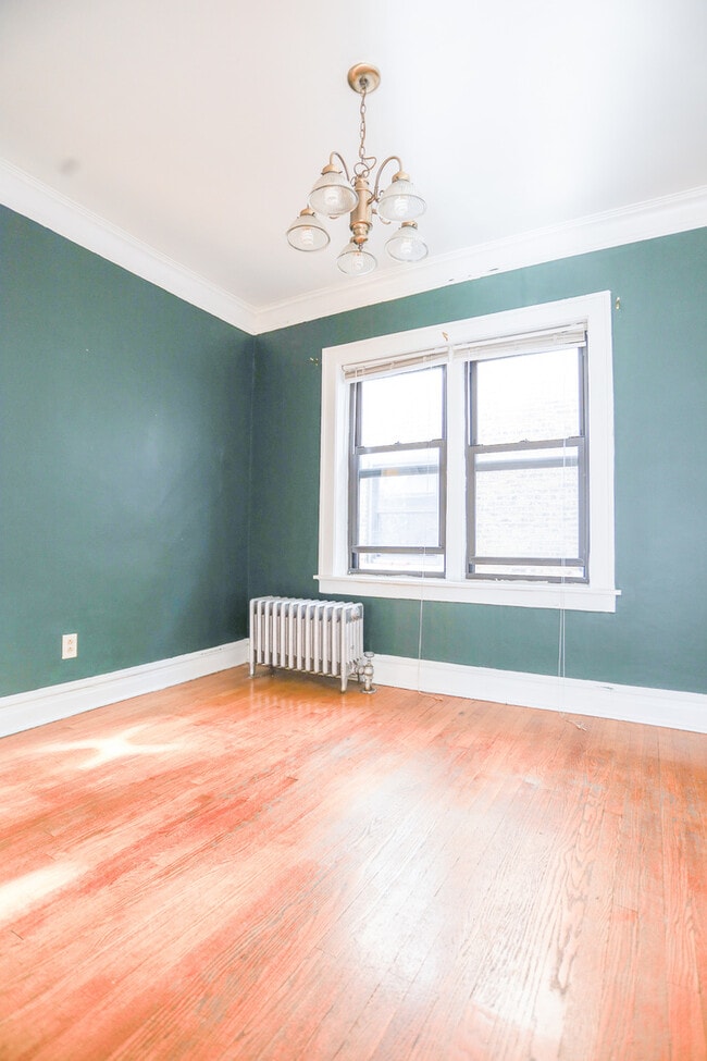 Photo - 2948 N Seeley Ave