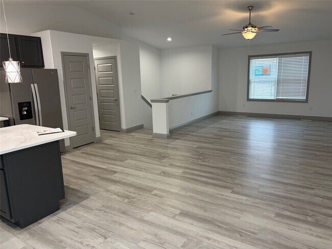 Photo - 28712 Woodland Heights Dr