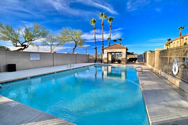 Photo - Sunrise Vista