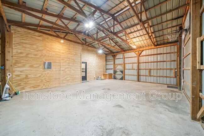 Photo - 10235 NW 84th Ave