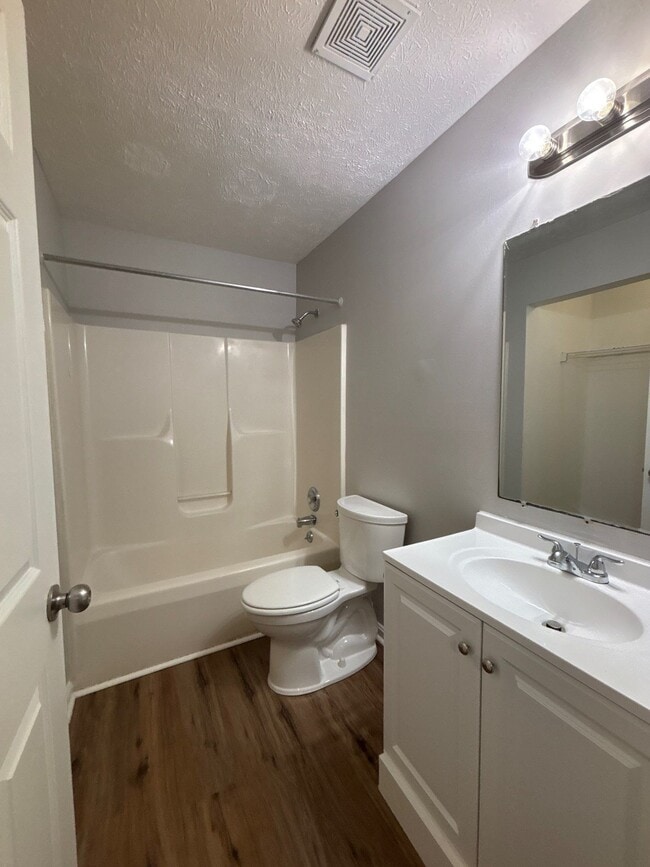 Photo - 5140 Keegan Way