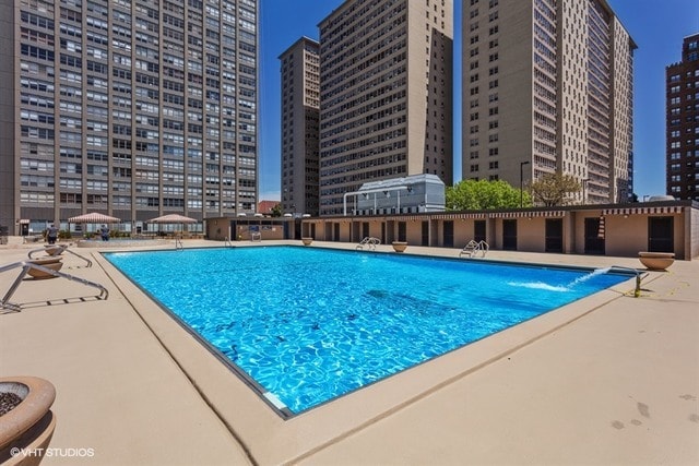 Photo - 655 W Irving Park Rd Unit 5312