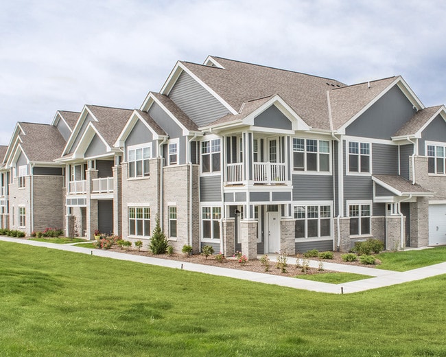 Drexel Ridge Apartments For Rent in Oak Creek, WI