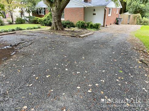 Photo - 850 Montford Dr